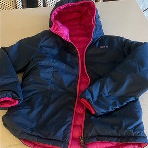 Patagonia girls reversible down sweater hoody Navy and Pink Jacket
